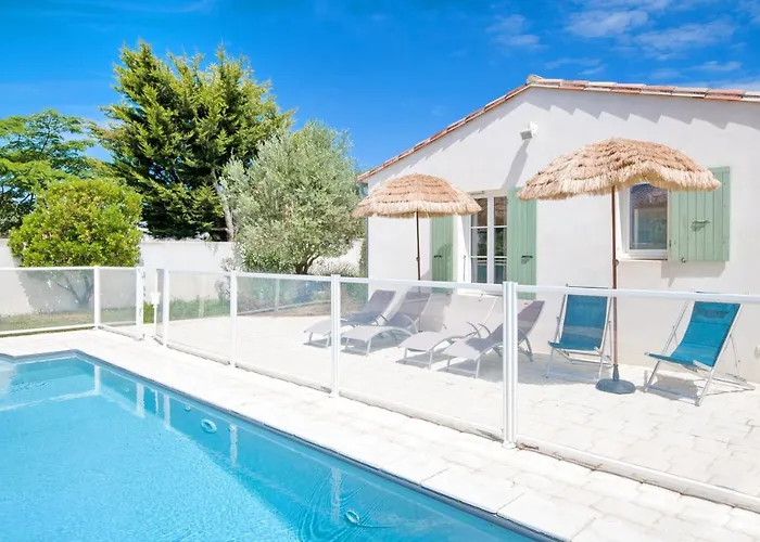 Сasa de vacaciones Morande Grande Maison Avec Piscine Chauffée Sainte-Marie-de-Ré