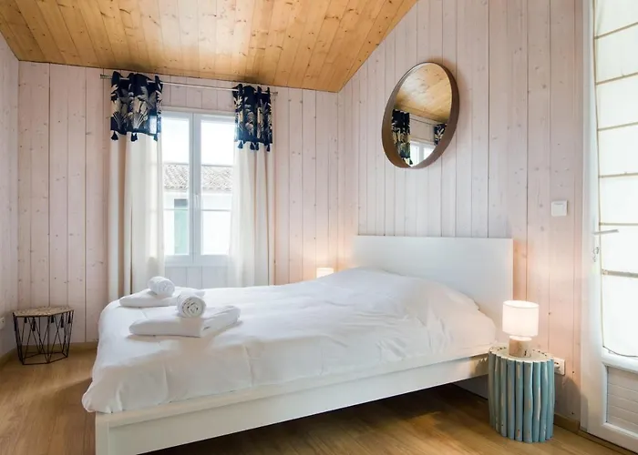 Morande Grande Maison Avec Piscine Chauffée * Sainte-Marie-de-Ré